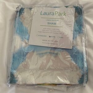 NWT LAURA PARK EURO SHAM PARK AVENUE